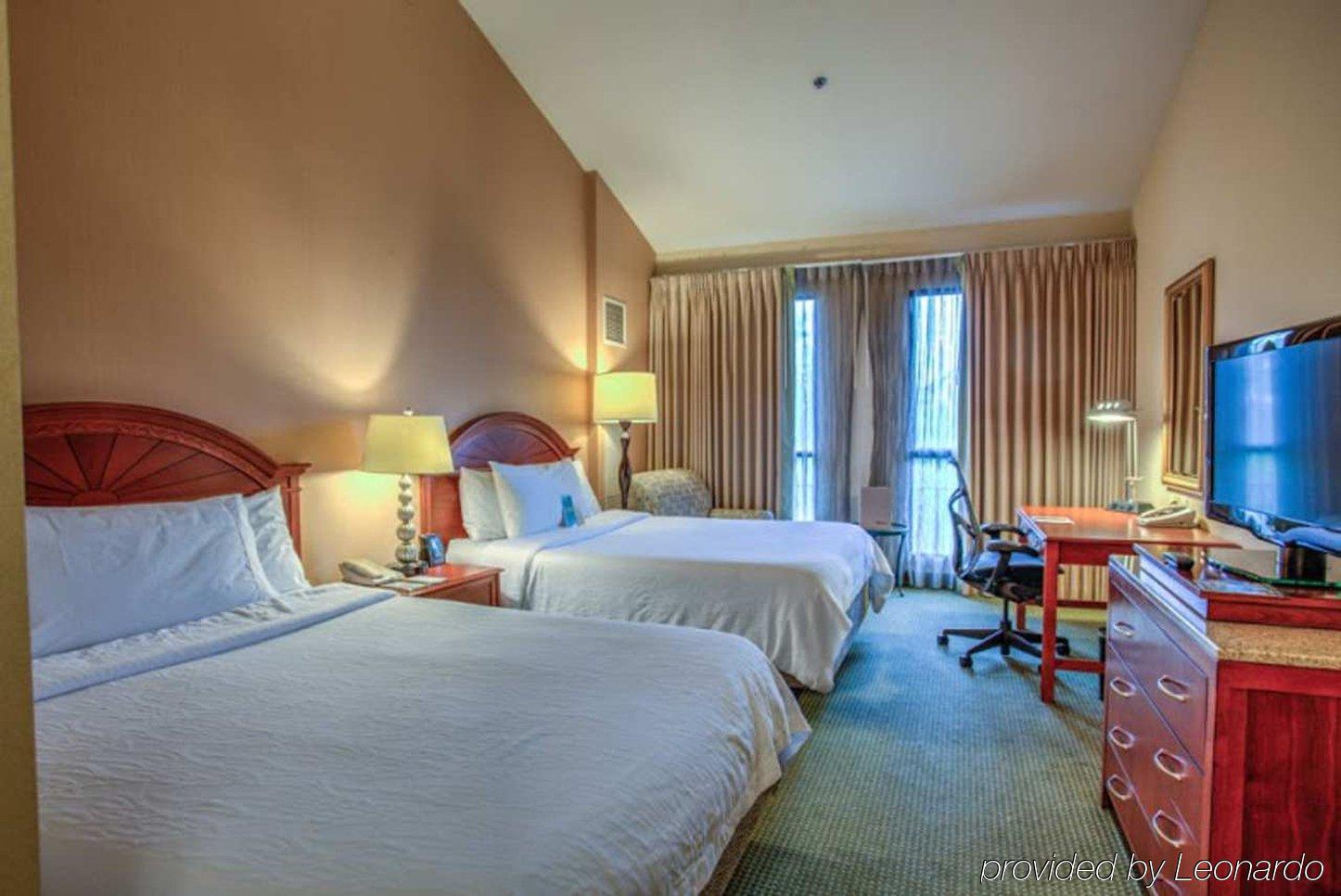 Hilton Garden Inn Cupertino Exteriör bild