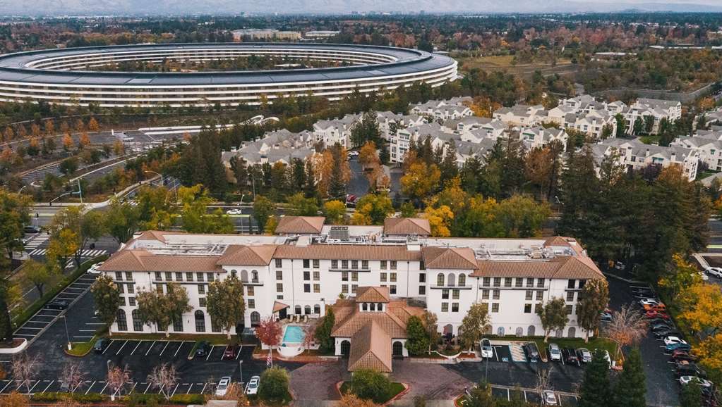 Hilton Garden Inn Cupertino Exteriör bild